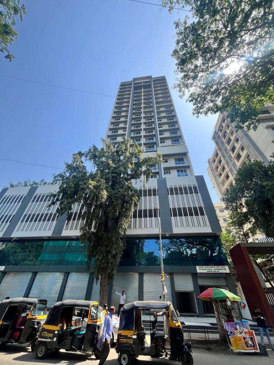 Hsquare Luxury Apartments Goregaon Мумбаи Экстерьер фото