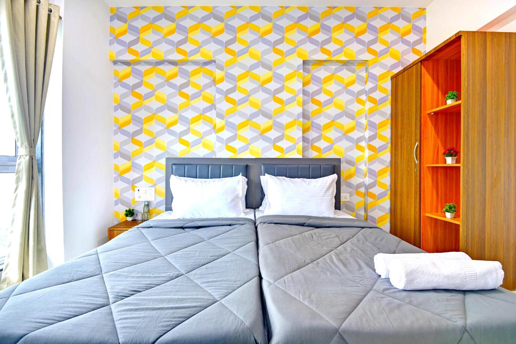 Hsquare Luxury Apartments Goregaon Мумбаи Экстерьер фото