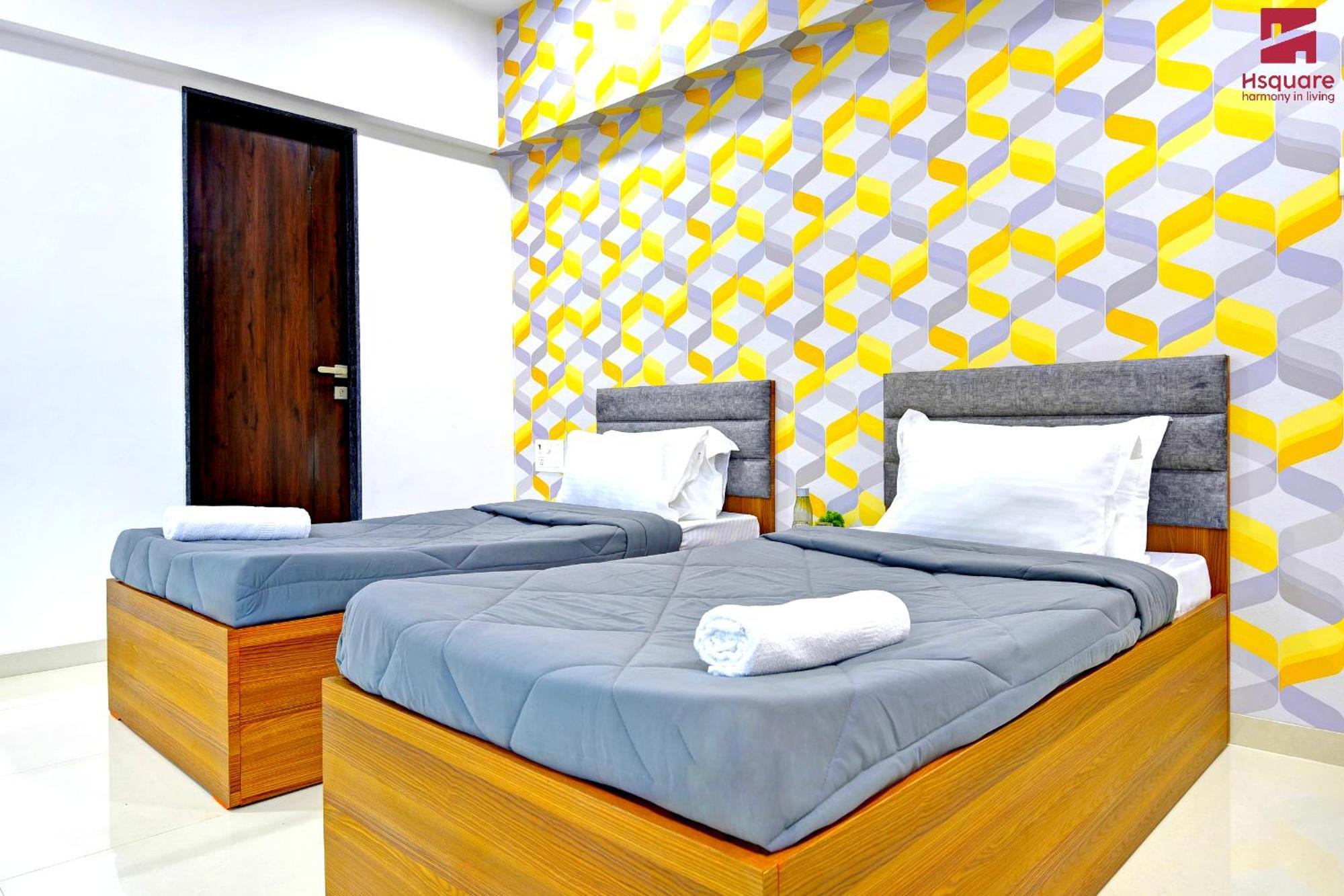 Hsquare Luxury Apartments Goregaon Мумбаи Экстерьер фото